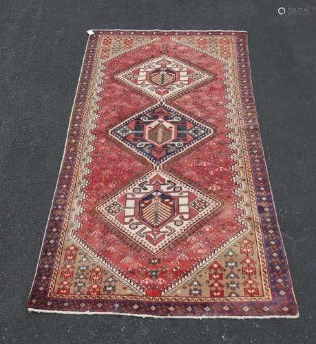 ORIENTAL RUG 4'9" X 9'10" PERSIAN TRIBAL