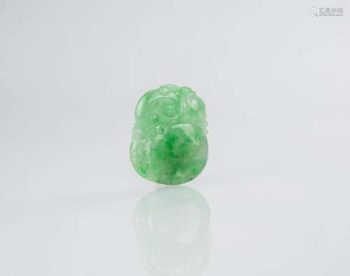 A Green Jadeite Pendant