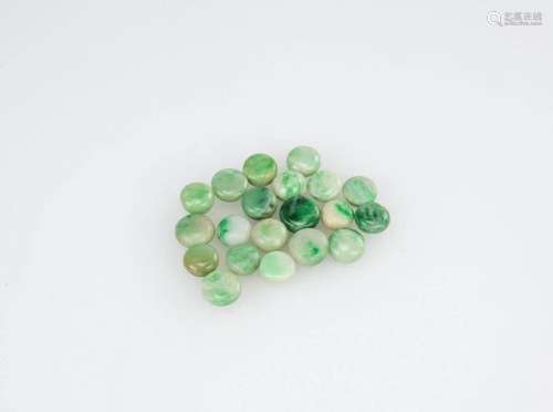 Jadeit Button ( in Group of 20 pcs)