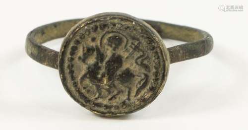 Archéologie et découvertes - Belle bague byzantine, représen...