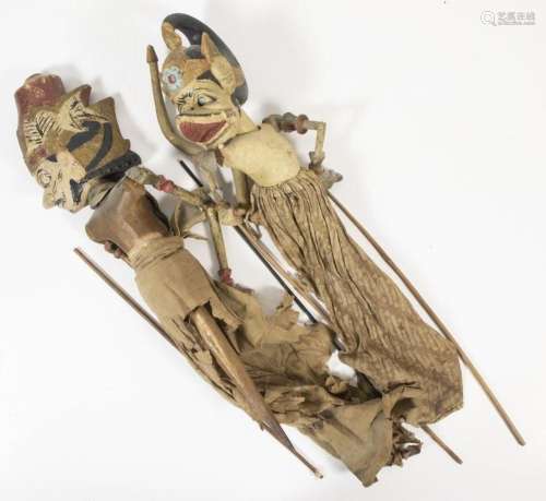 Art et objets d'Asie - Deux marionnettes wayang indonési...