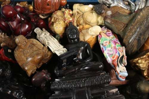 Art et objets asiatiques - Grande collection de figurines, B...