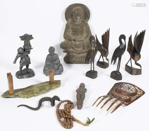 Art et objets asiatiques - Faux peigne de tortue, oiseaux en...