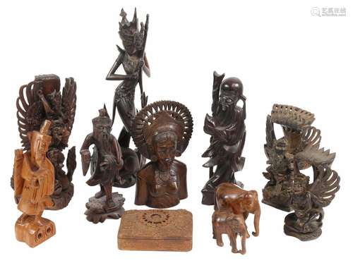 Art et objets asiatiques - Sculptures sur bois balinaises et...