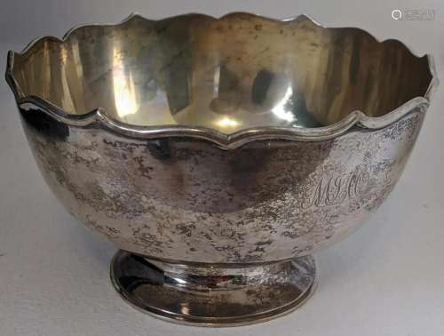 A Chinese export silver bowl by Wang Hing, gilt