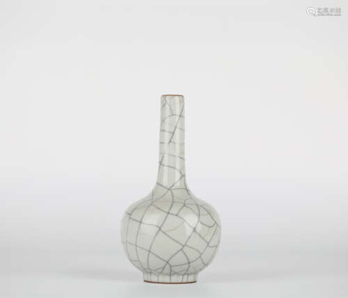 Chinese porcelain vase, Qing