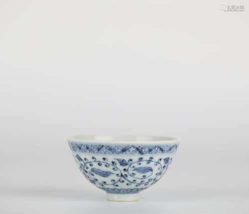 Chinese blue and white porcelain bowl, Ming