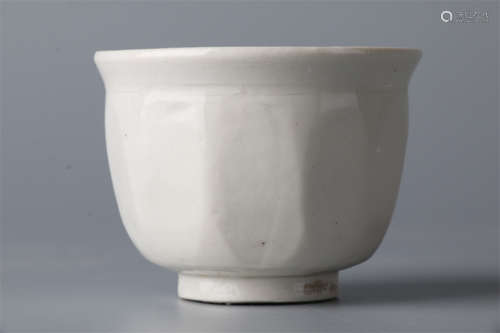 A Porcelain Cup, Ding Kiln.