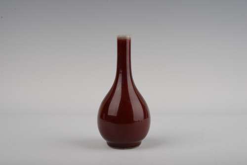 清中期 钧红釉胆瓶