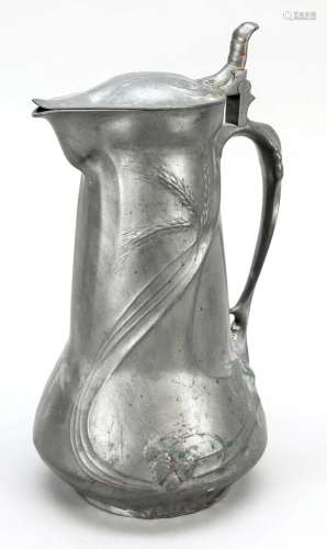 Art nouveau pewter jug with li