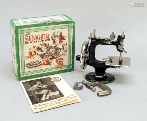 Singer sewing machine for chil