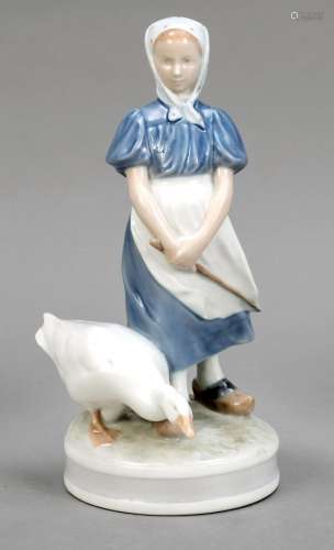 Large goose girl, Royal Copenh