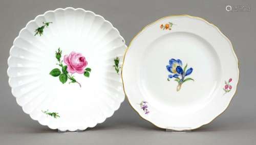 Two plates, Meissen, fan-shape