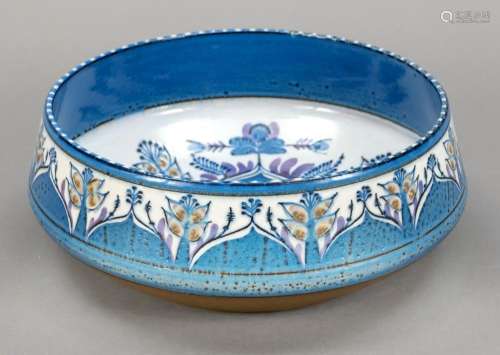 Round faience bowl, Royal Cope