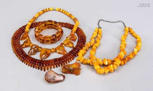 Mixed lot of amber, 20th c., c