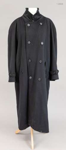 Unisex cashmere coat by Brioni