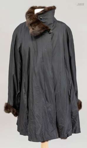Ladies coat with fur trim, in