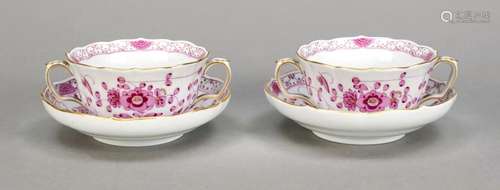 Pair of small soup cups with s