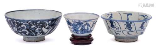 Two Chinese blue and white wreck cargo bowls and a similar t...
