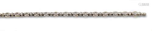 Bracelet signed SUAREZ, made of 18 kt white gold interlaced ...