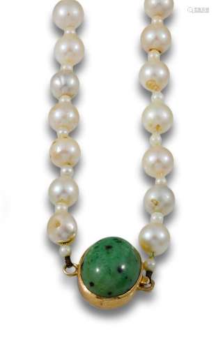 Necklace made of 8 mm. calibrated cultured pearls interspers...