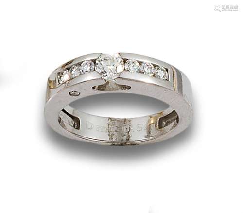 18kt white gold ring comprising a brilliant-cut diamond iwit...