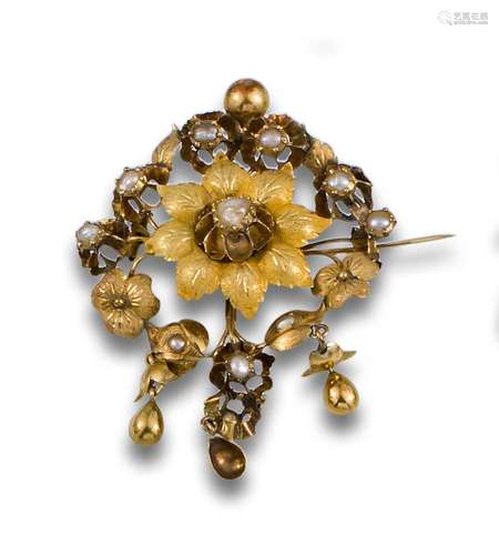 Elizabethan brooch, 19th c., in yellow gold.