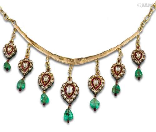 Indian bib necklace in 22kt yellow gold, with rose-cut diamo...