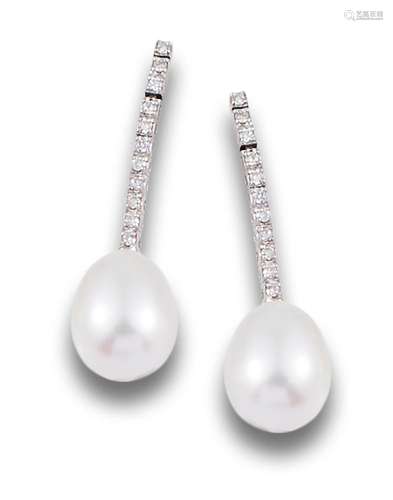 Long earrings white gold with diamonds and cultured pearls.