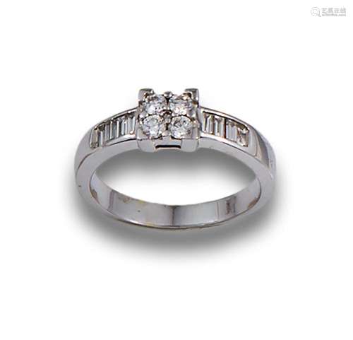 WHITE GOLD DIAMOND RING