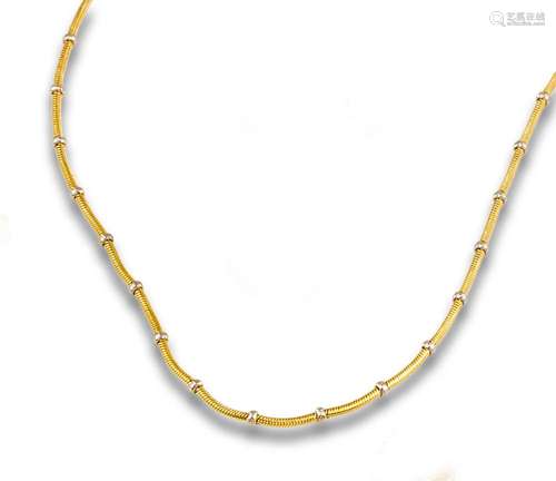 YELLOW AND WHITE GOLD CHAIN