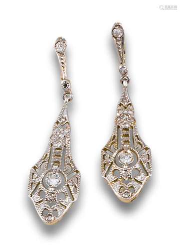 1920S ART DECO EARRINGS IN DIAMONDS, GOLD AND PLATINUM