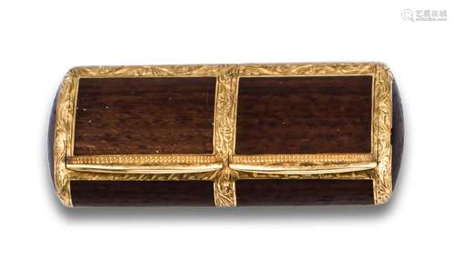 YANES PILLBOX IN YELLOW GOLD AND WOOD