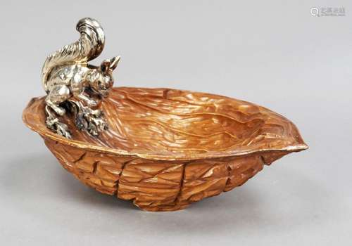 Wooden bowl, 20th c., in the shape