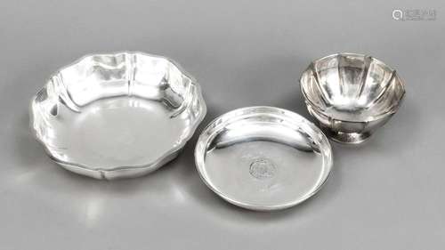 Three round bowls, German, 20th ce