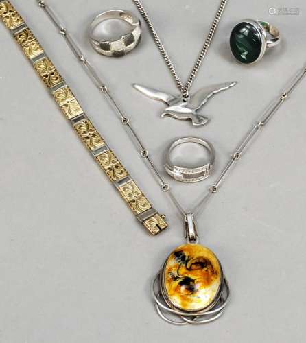 mixed lot of jewelry, mainly silve