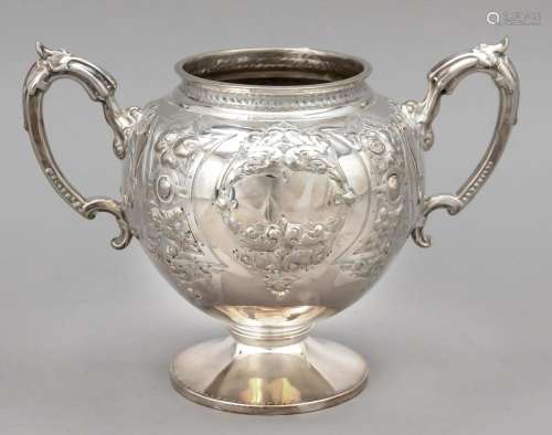 Double-handled bowl, England, 20th