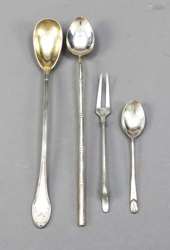 19 pieces of cutlery, 20th century