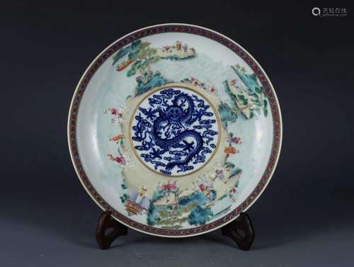 The Qing Dynasty Qianlong year made a blue and white dragon ...