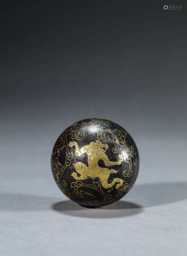 Yin engraved fill gold wrong gold crystal ball