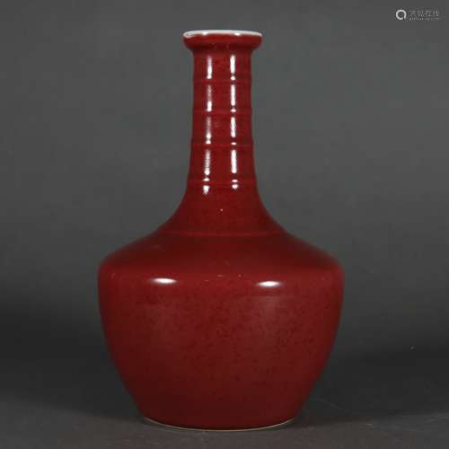 Red glaze vase