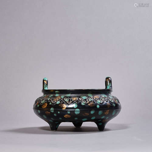 A Chinese Porcelain Censer