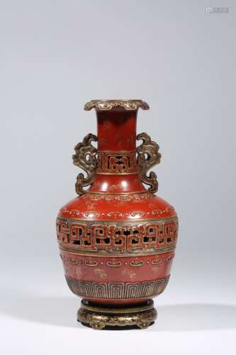 Coral red glaze gold carved cloud mouth bottle