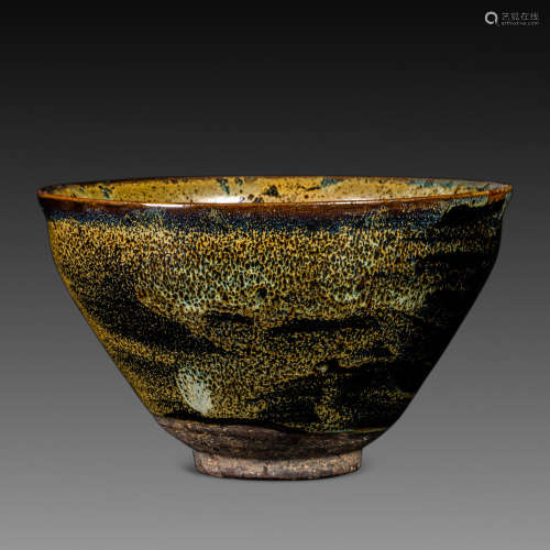 China Song Dynasty
cup fired after the kiln was changed
