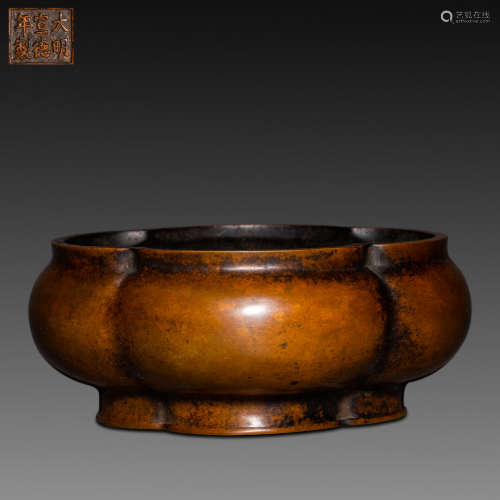 China Ming Dynasty
Xuande inscription Bronze incense burner