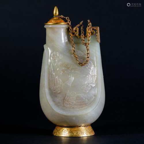 China Liao Dynasty
Hetian jade silver gilt lid leather pouch...