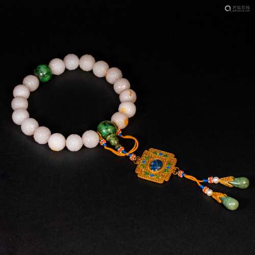 China Qing Dynasty
Jade hand-held bead string