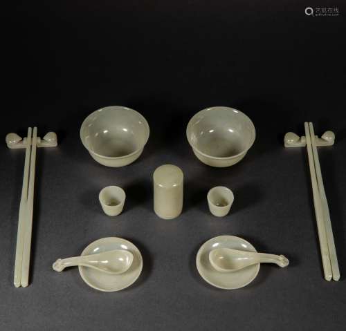 China Qing Dynasty
A set of Hetian jade tableware