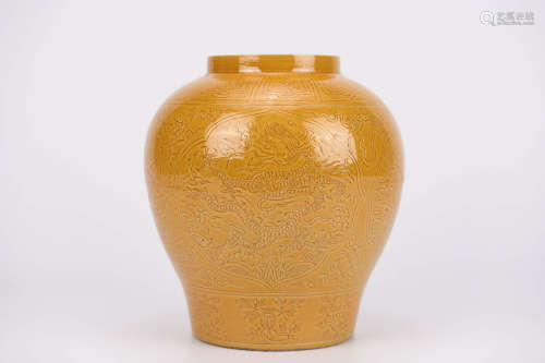 Incised Yellow Glaze Dragon Jar
