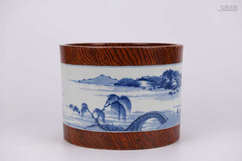 Faux-Bois Glaze and Underglaze Blue Figure Brush Pot